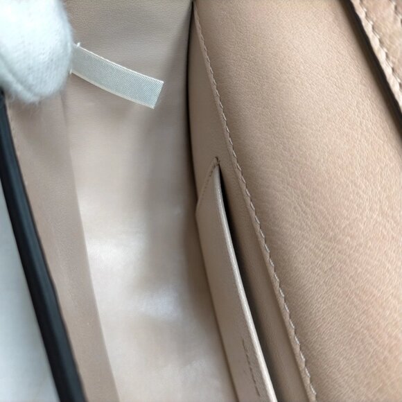 Authentic Chloe Beige Leather Hand Bag mon689-110525 - Picture 12 of 16